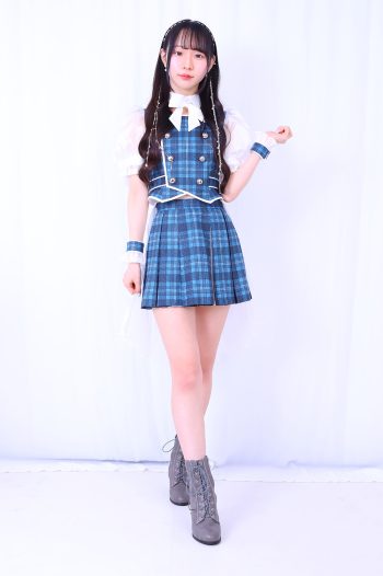 ayu2